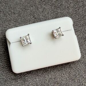 925 Silver Moissanite Stud Earrings